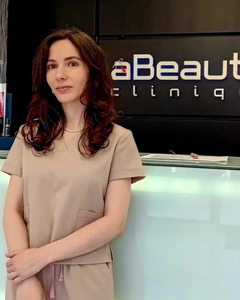 Dr. Raluca Mihaela Teodorescu, portrait